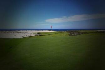 Displaying Image For Titleist Background