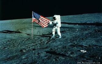 Wallpaper Astronaut On The Moon