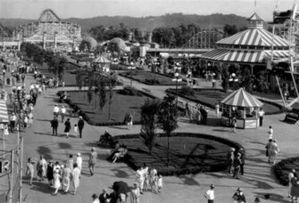 Coney Island King Wallpaper