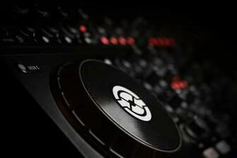 Native Instruments Wallpaper Computer Desktop Collection