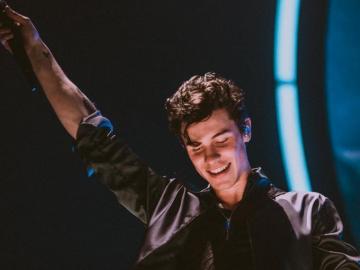 Shawn Mendes Wallpaper HD Desktop