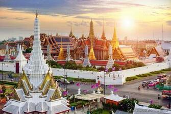 The Grand Palace In Bangkok Attractions