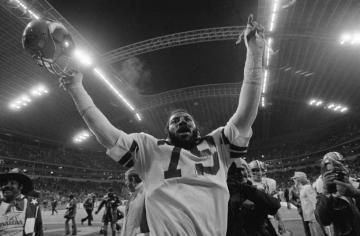 Dallas Isd Accepting Nominations For Athletic Hall Of Fame