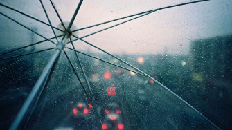 Enjoy The Beauty Of A Rainy Day Wallpaper