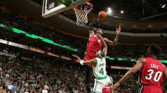 Lebron Dunk