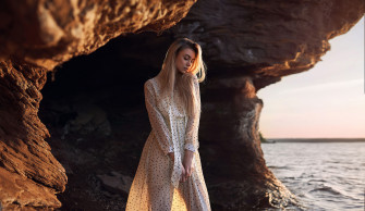Blonde Girl Looking Down Nature Sea 4k Wallpaper HD Girls Image