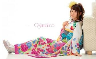 Aritsuy Atko Japanese Kimono Wallpaper