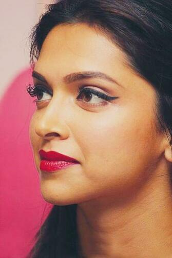 Deepika Padukone Face Image With
