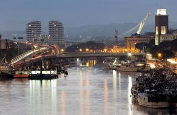 Image Italy Abruzzo Bridge Roads Riverboat River Evening