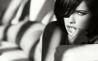 Adriana Lima Fondo De Pantalla En Blanco Y Negro