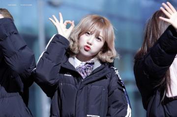Lee Luda Wallpaper Asiachan Kpop Image Board