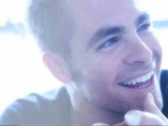 W A L P E R Chris Pine Wallpaper