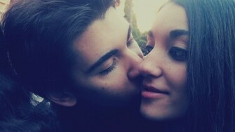 Lovely Boy Kiss Girl HD Wallpaper Stylish