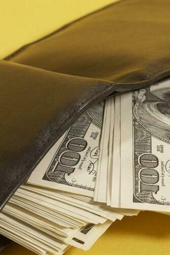 Money In Your Wallet iPhone HD Wallpaper