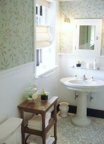 Via Houzz Love The Look Of Thibaut S Joli Trail Wallpaper In Aqua From