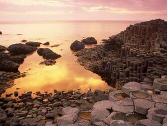 Giant Causeway Wallpaper