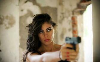 Pokerface Girl With Gun Wallpaper