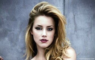 Amber Heard Cute Wallpaper High Resolution