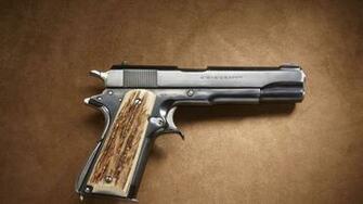 Colt M4 Rifle Shells And Binoculars Wallpaper