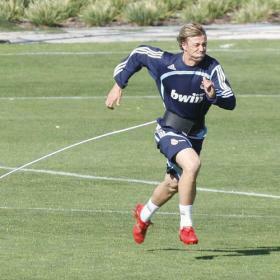 Guti Training Picture Photo