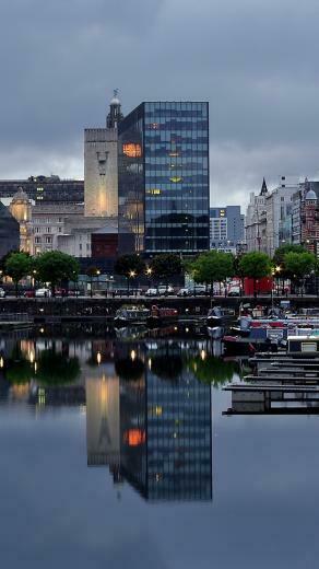 Liverpool City iPhone Wallpaper HD
