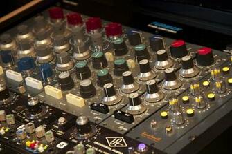 Synthesizer 5k Retina Ultra HD Wallpaper Electronics