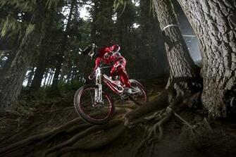 Specialized Wallpaper Monster Team