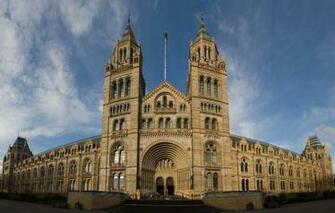 Natural History Museum Building Wallpaper