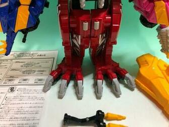 Zyuden Sentai Kyoryuger Kamitsuki Gattai Dx Kyoryujin Ranger Toy