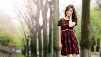Cute Woman Beautiful Scenery Wallpaper