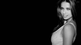 Adriana Lima Wallpaper