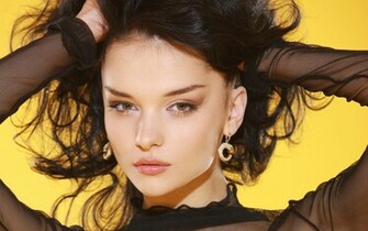 Katie Fey Brunette Close Up Face Girl Non Nude