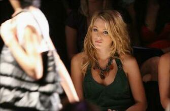 Model Blake Lively Wallpaper