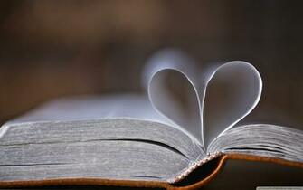 Book S Heart Wallpaper Full HD