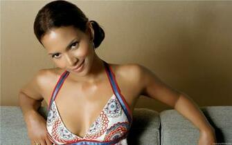 Halle Berry Wallpaper