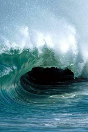 Sea Wave iPhone HD Wallpaper