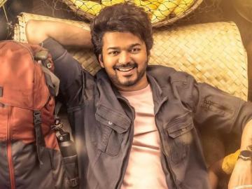 Vijay Enjoys A Truck Journey Along With Kids In The Second Look