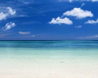 Beautiful Caribbean Beach High Resolution Windows Wallpaper HD