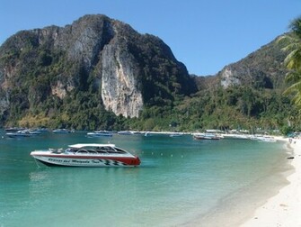 Phi Beach Thailand HD Wallpaper