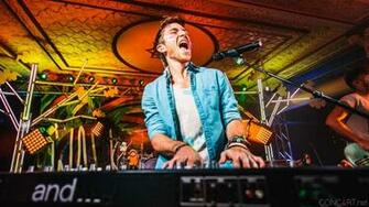 Walk The Moon Band Wallpaper Photos Deluxe