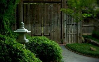 Garden Door Desktop Wallpaper