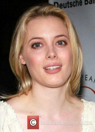 Gillian Jacobs Wallpaper