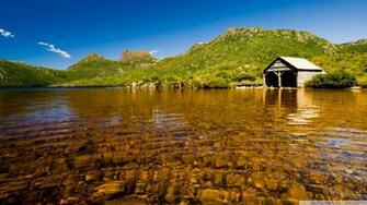 Lake Scenery Wallpaper
