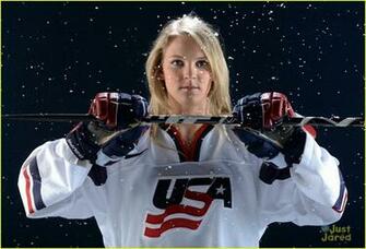 Monique Jocelyne Lamoureux Usoc Portraits With Hilary