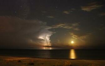 Wallpaper Moon Lightning Gulf Of Mexico Anna Maria Island Florida