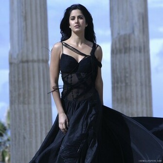 Katrina Kaif HD Wallpaper IHD
