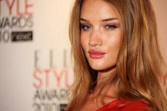 Rosie Huntington Whiteley Wallpaper