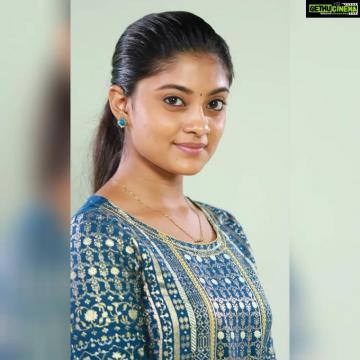 Ammu Abhirami HD Mari Best Picture Wallpaper Gethu Cinema