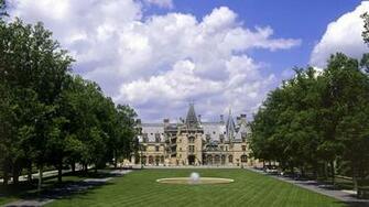 Biltmore Wallpaper
