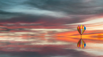 Hot Air Balloon Wallpaper 4k Reflection Cloudy Sunset Lake